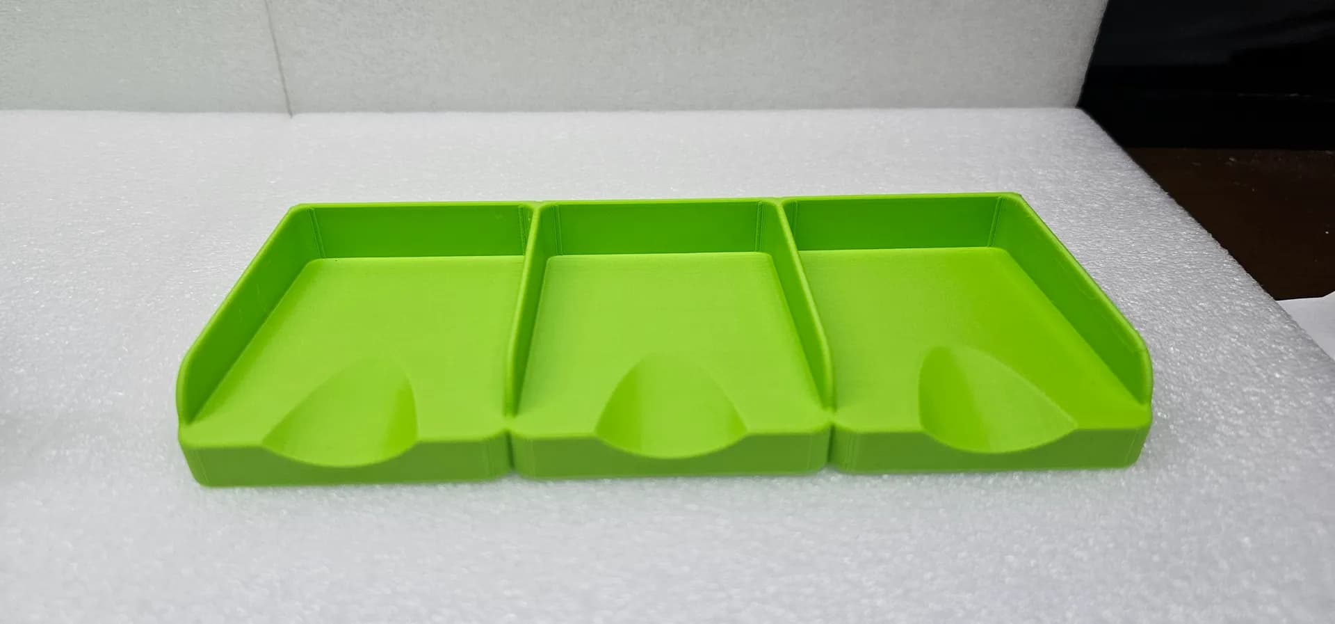 Card draw tray
